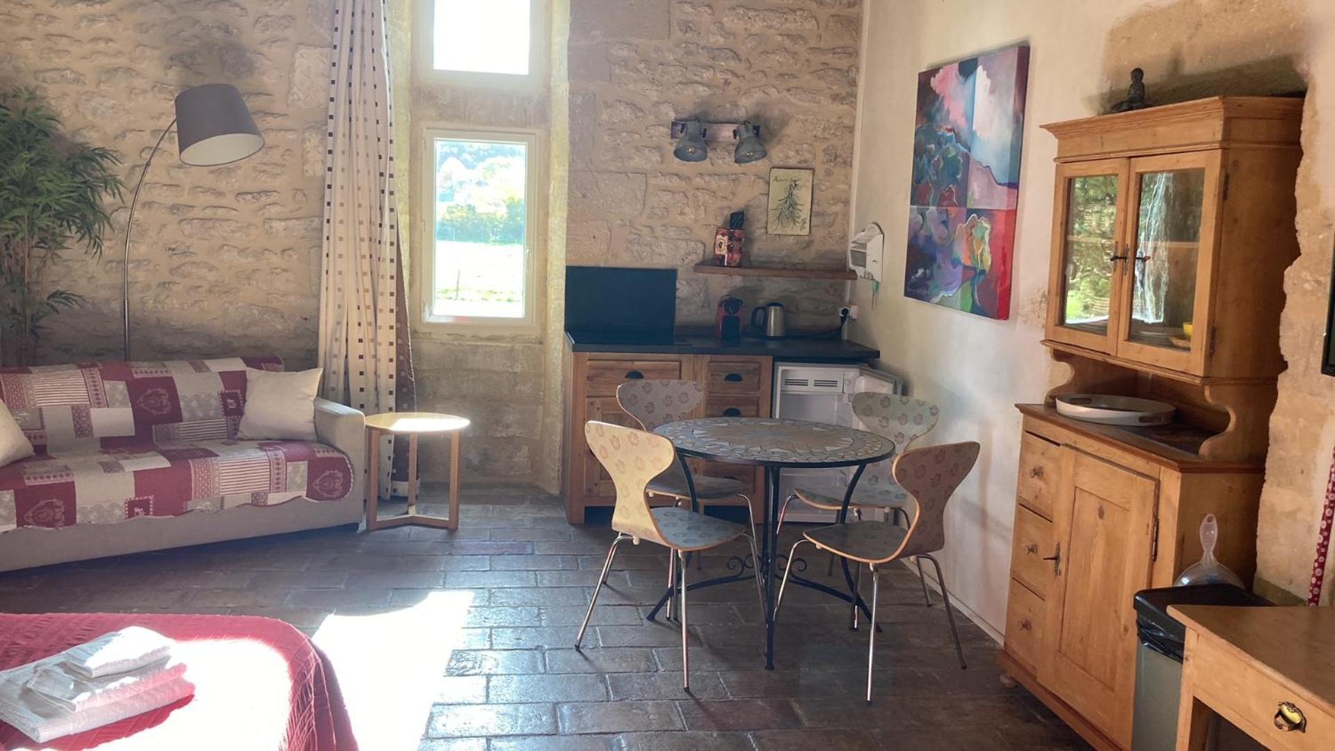 Mas De La Rivoire B&B Villevieille Екстер'єр фото