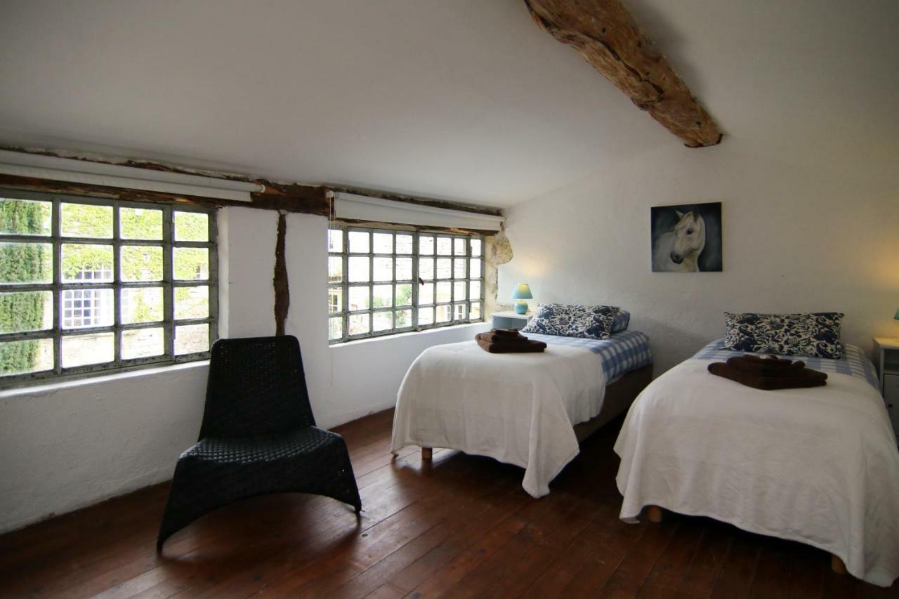 Mas De La Rivoire B&B Villevieille Екстер'єр фото
